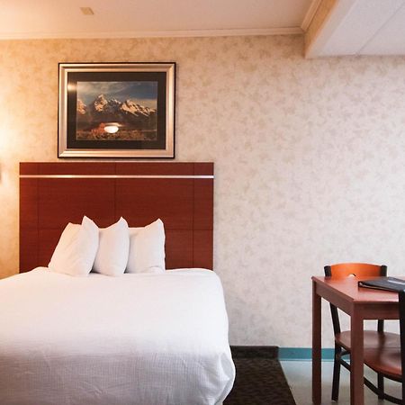 Brandin' Iron Inn West Yellowstone Εξωτερικό φωτογραφία