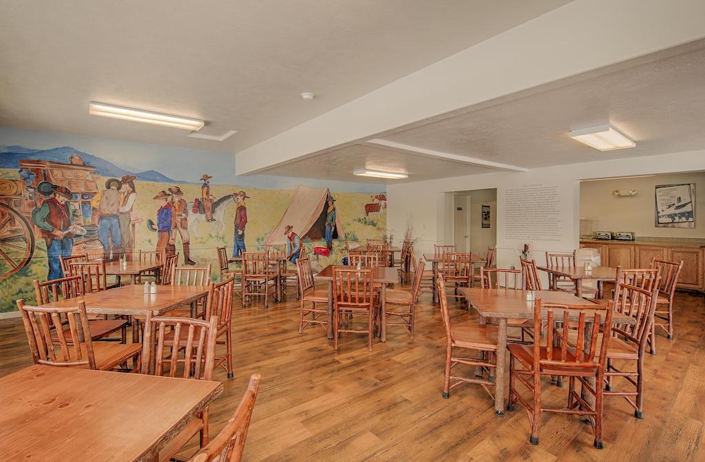 Brandin' Iron Inn West Yellowstone Εξωτερικό φωτογραφία