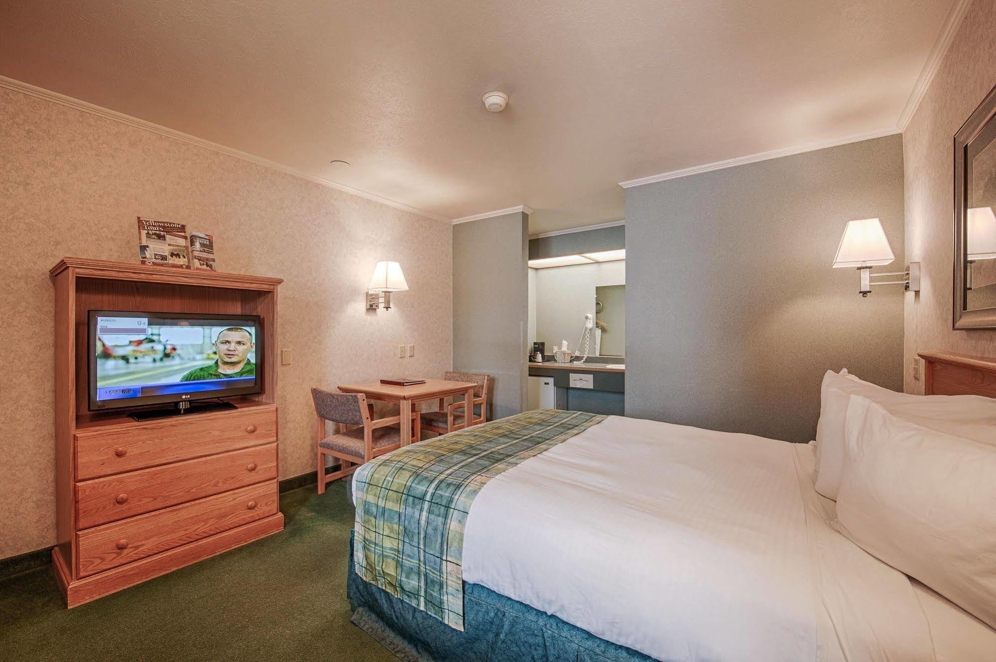 Brandin' Iron Inn West Yellowstone Εξωτερικό φωτογραφία